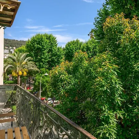 Spacious In Port Of Appartement