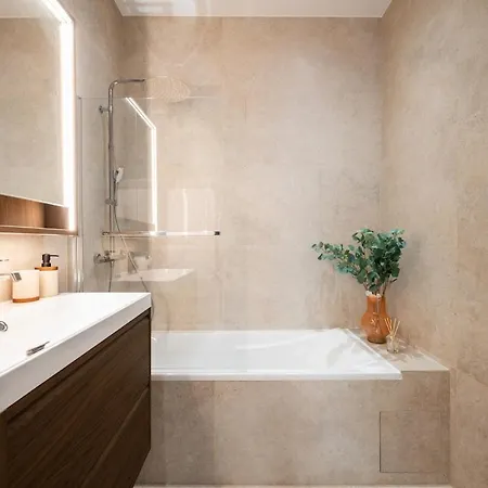 Spacious In Port Of Appartement *