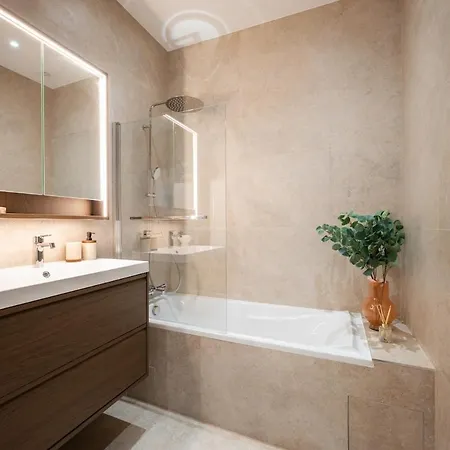 Appartement Spacious In Port Of *