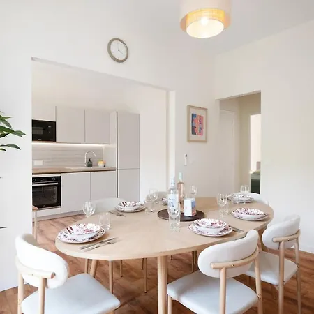 Spacious In Port Of * Nizza